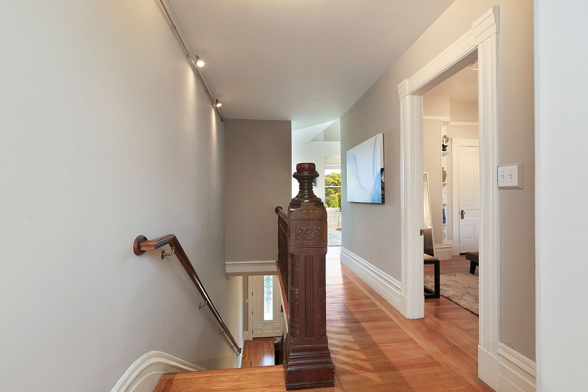 Custom Vanities and Bathroom Remodels