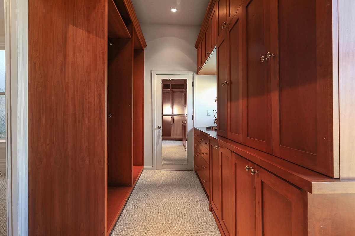 Custom Cabinetry & Furniture